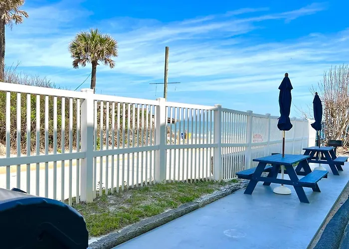 Beach Daze - Ocean Front At Symphony Beach Club!
