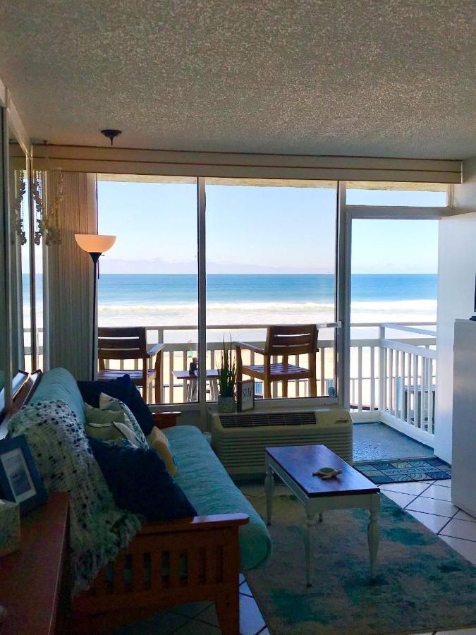 Daze - Ocean Front At Symphony Club! Holiday home