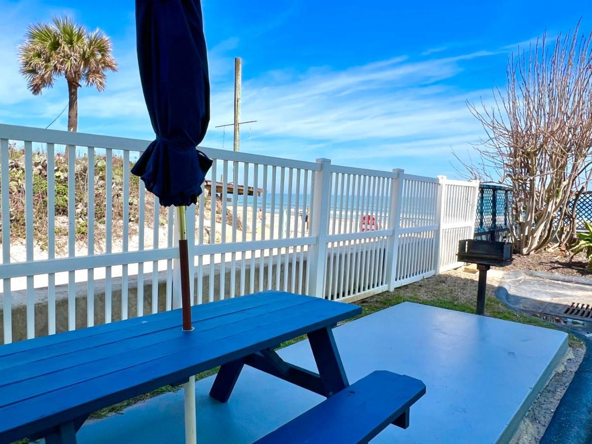 Daze - Ocean Front At Symphony Club! Holiday home *