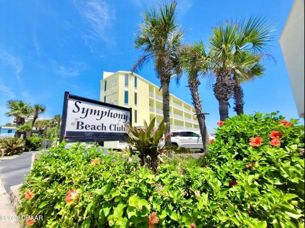 Daze - Ocean Front At Symphony Club! *